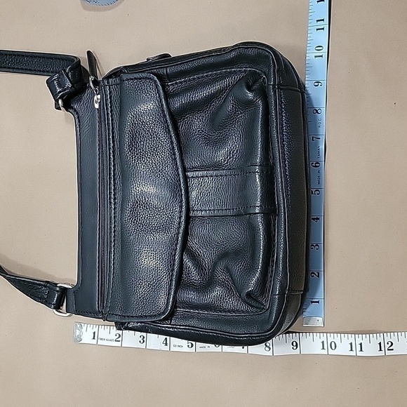 Fossil Pebbled Leather, Black Organizer, Wallet Crossbody Bag, EUC. - Picture 9 of 10